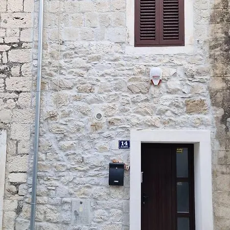 House Ignacio بيت للعطل *